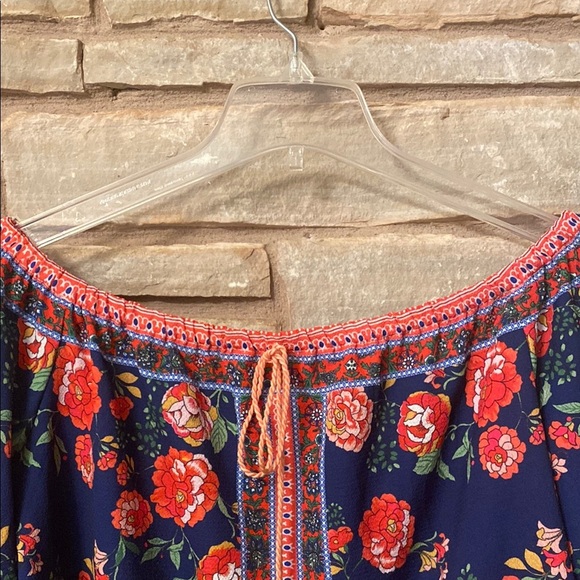 Umgee Floral Navy Off-Shoulder Top Size S - Picture 3 of 8